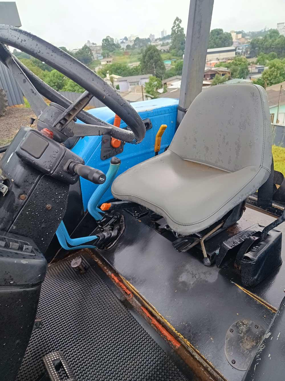 TRATOR NEW HOLLAND TL 75 - ANO 2004