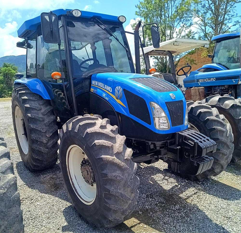 TRATOR NEW HOLLAND TL95E 12X12 CABINADO - ANO 2014