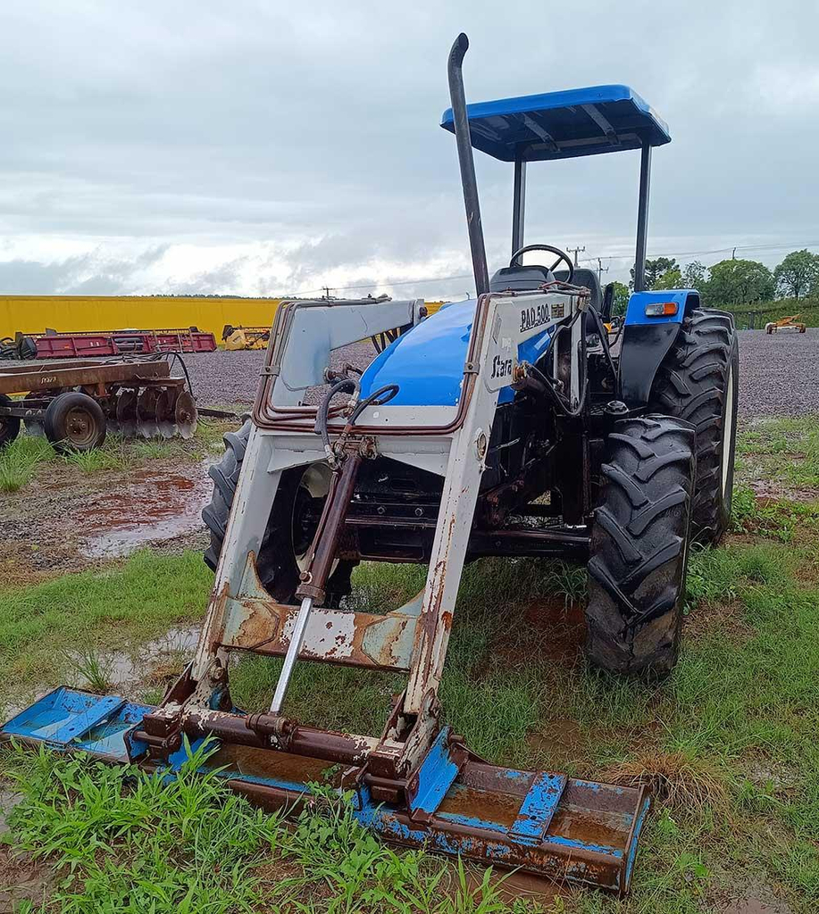 TRATOR NEW HOLLAND TL 85 C/ CONJ. FRONTAL STARA - ANO  2010