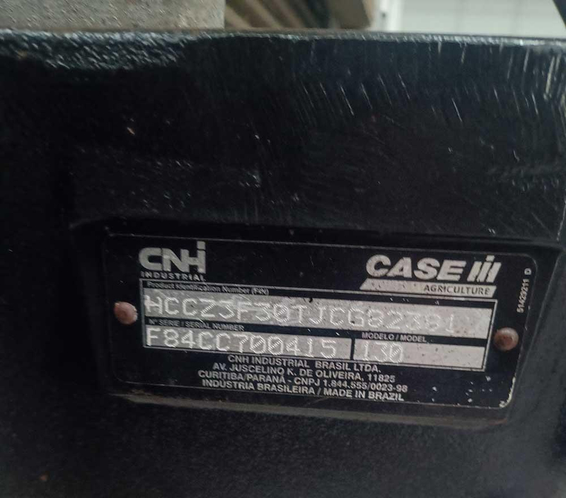 TRATOR CASE FARMALL 130 CABINADO - ANO 2018