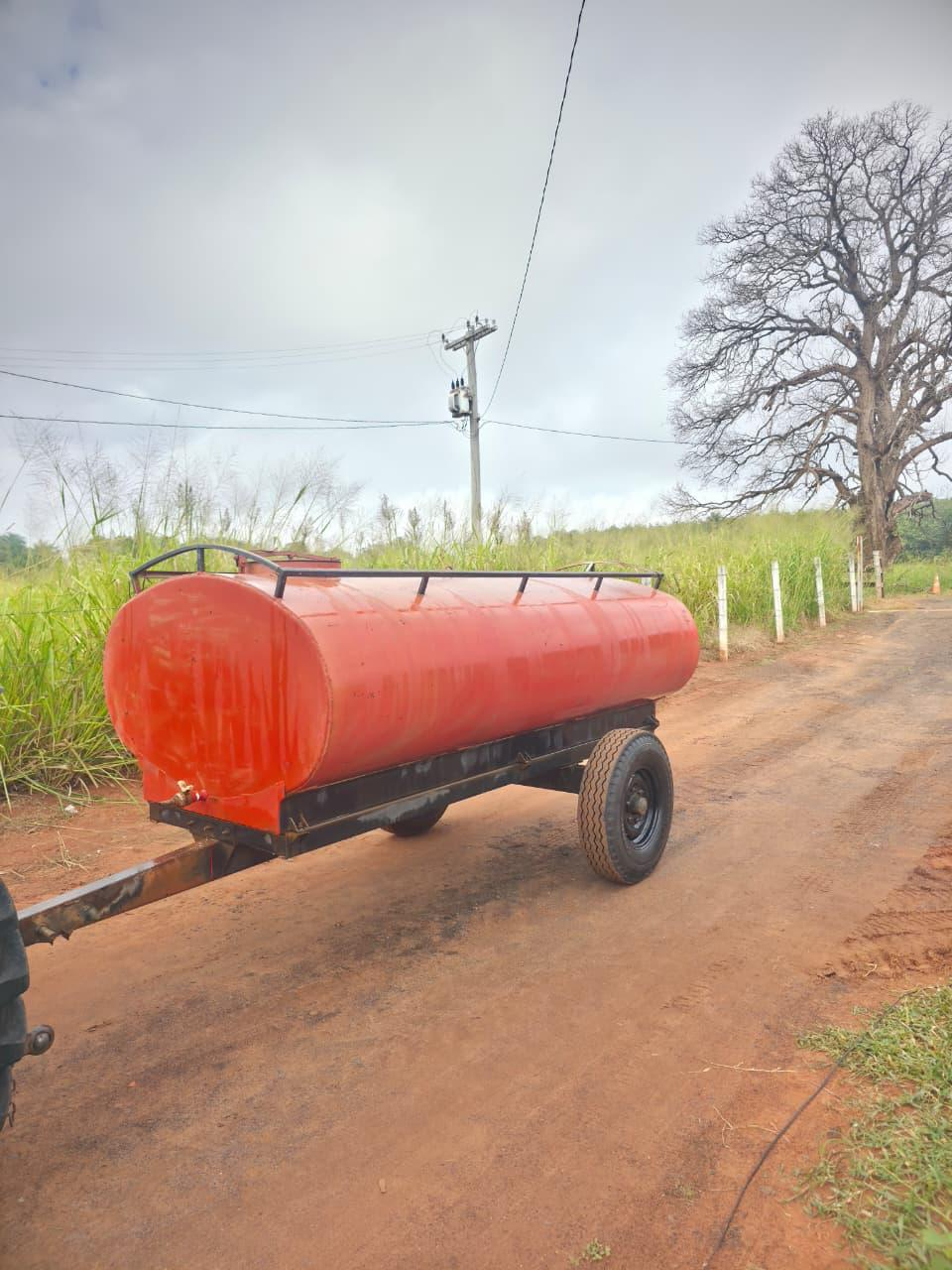 TANQUE PIPA 3.200 L