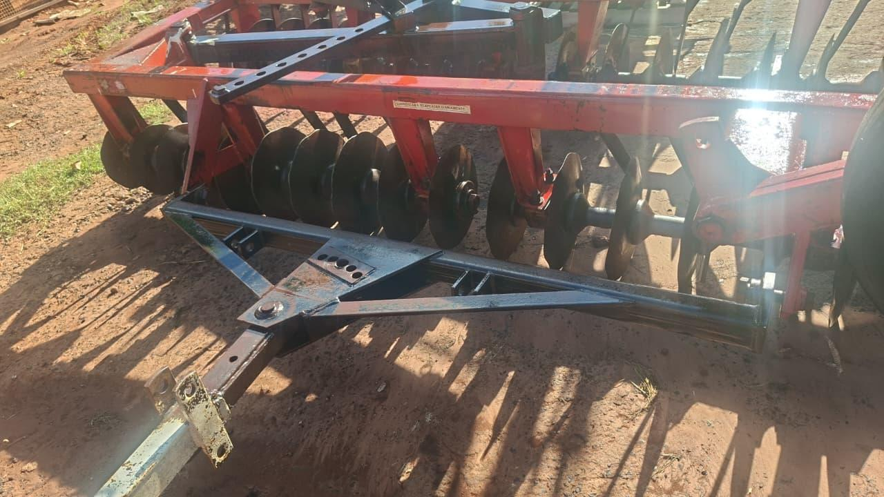 GRADE NIVELADORA TATU C/ 40 DISCOS